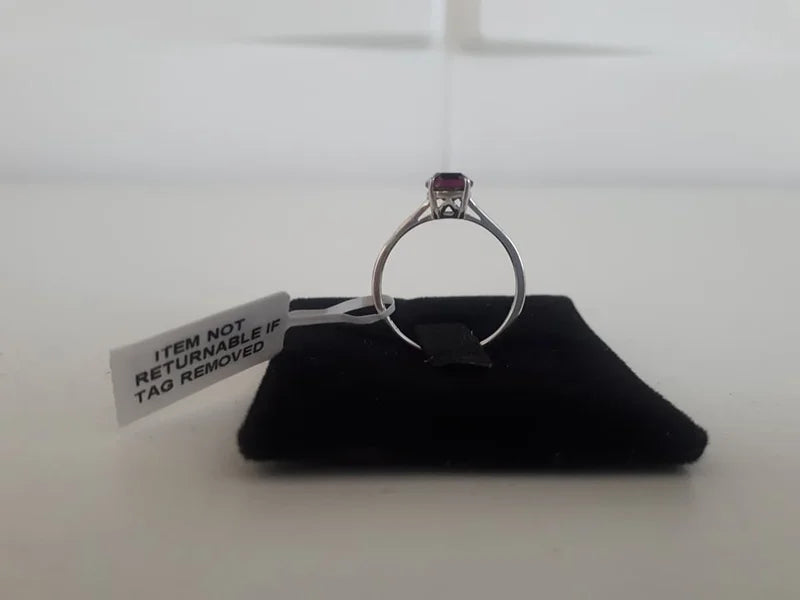 Purple Solitaire Swarovski Crystal Sterling Silver Ring SIZE O