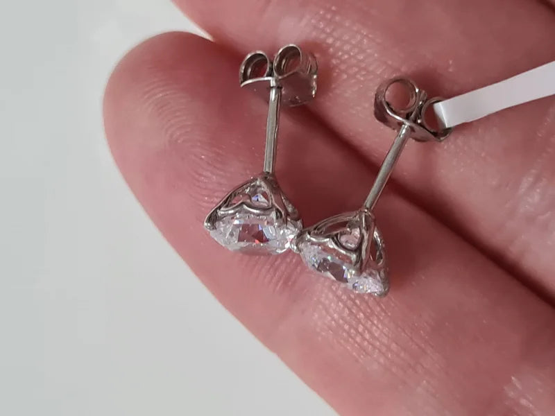 Swarovski Zirconia Stud Earrings set in 925 Sterling Silver