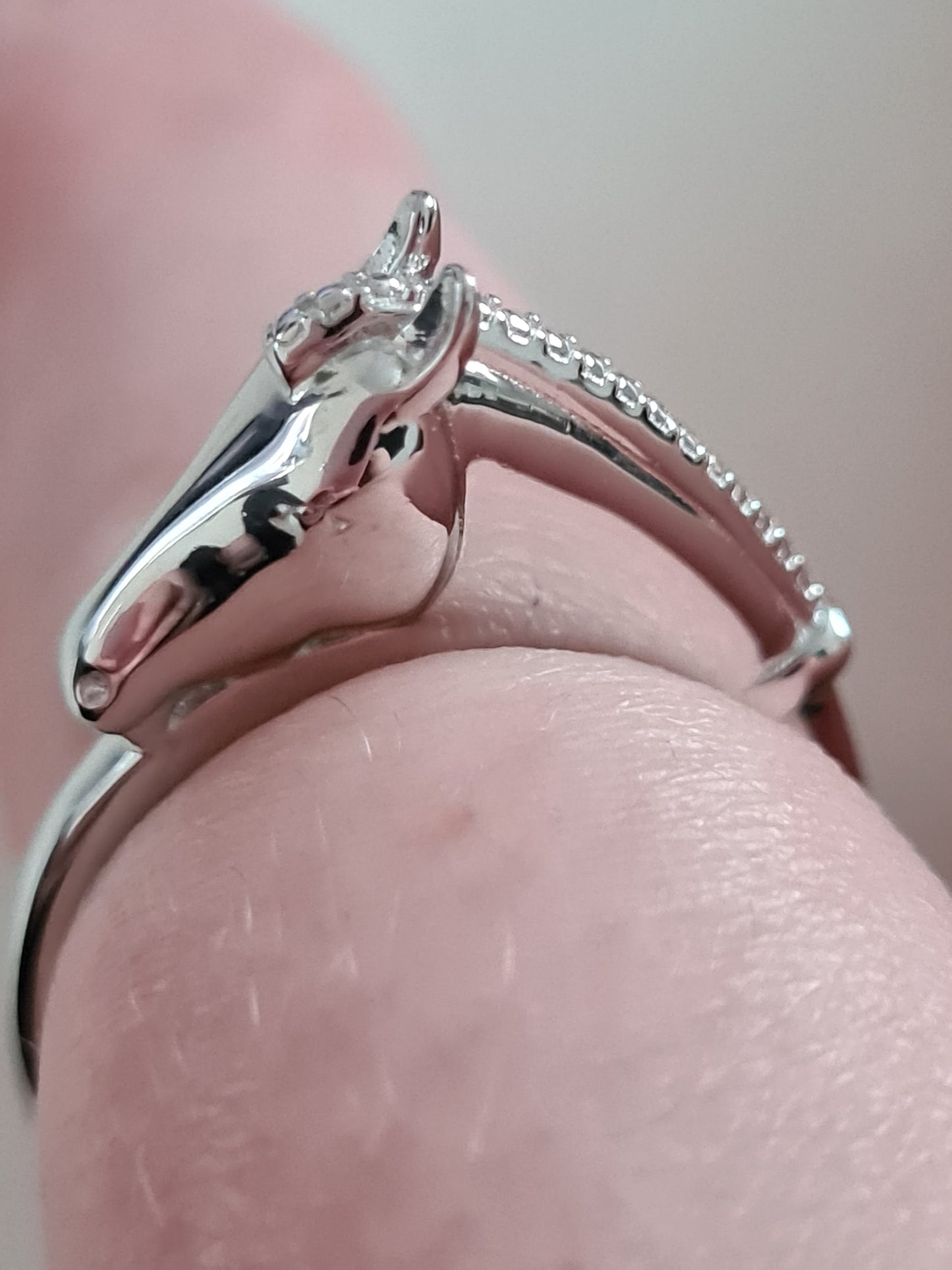 925 Sterling Silver Horse Ring SIZE R