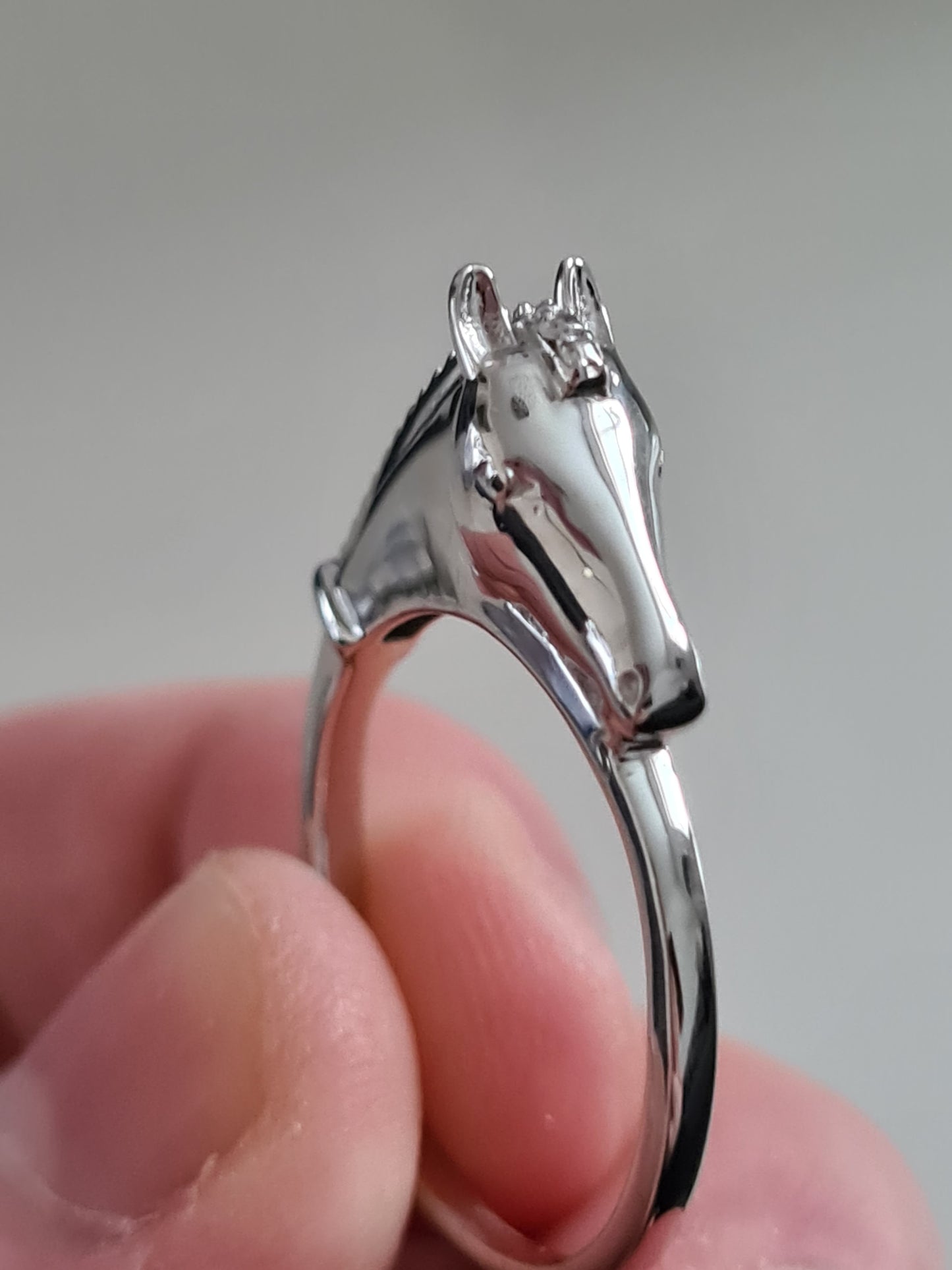 925 Sterling Silver Horse Ring SIZE R